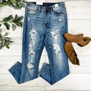 Judy Blue Boyfriend Jeans